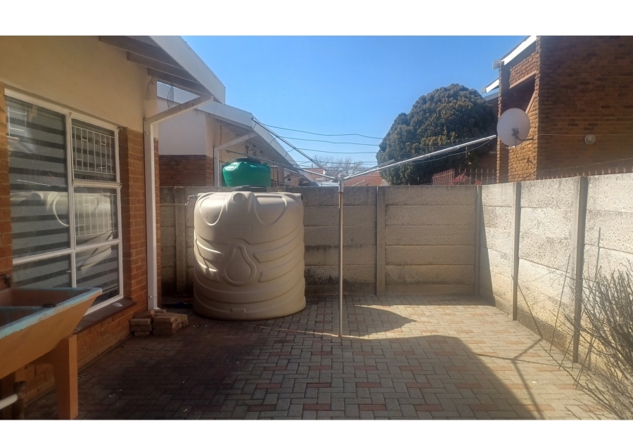 3 Bedroom Property for Sale in Naudeville Free State